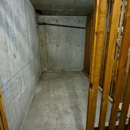 Cave stockage sans escaliers