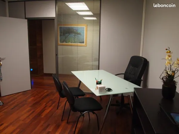 À louer - Bureaux ZFU-QPV équipés - 3 à 20 m² - Centre d'affaires calme et accessible
