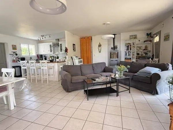 Maison de plain-pied 6 pièces 122 m²