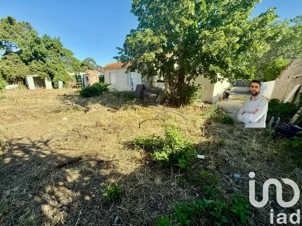 Terrain 375 m²