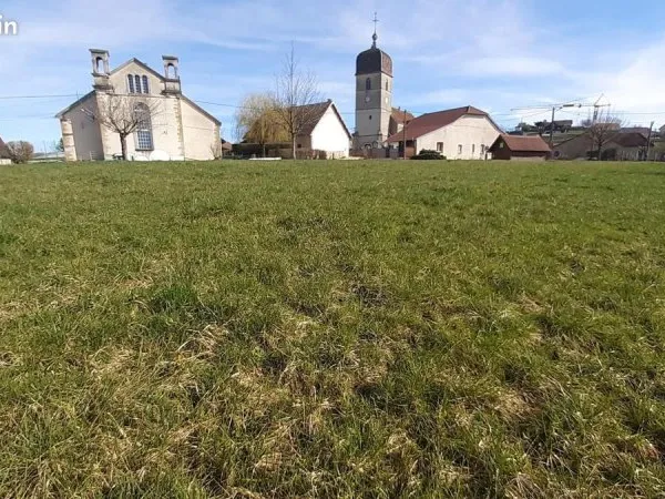 Terrain 3 155 m² Montholier
