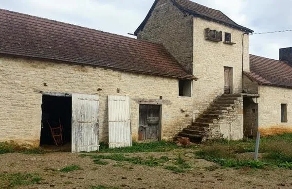 Ancien corps de ferme Quercynois A Renover