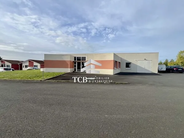 Immeuble industriel 408 m²