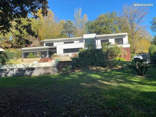 Rare Villa contemporaine Rouffiac