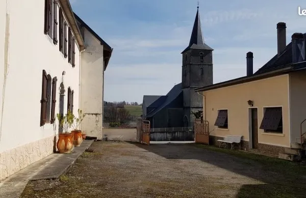 Maison de village en pierre