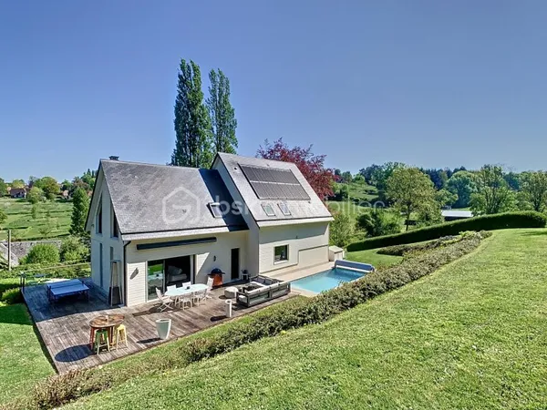 Maison 6 pièces 199 m²
