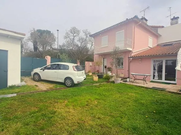Maison 5 pièces 120 m²