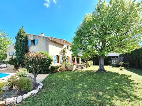 Maison 5 pièces 150 m²