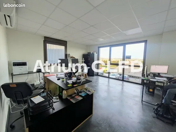 BUREAUX 102 m² ROMAGNAT