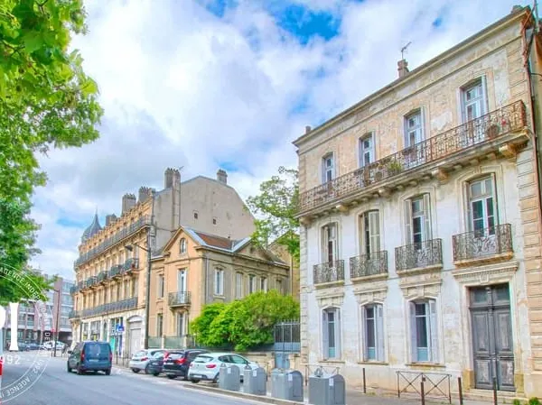 À vendre : Appartement de charme dans un immeuble haussmanni