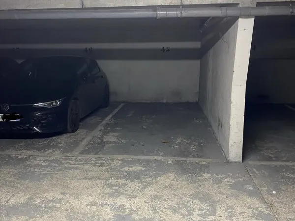 Loue parking