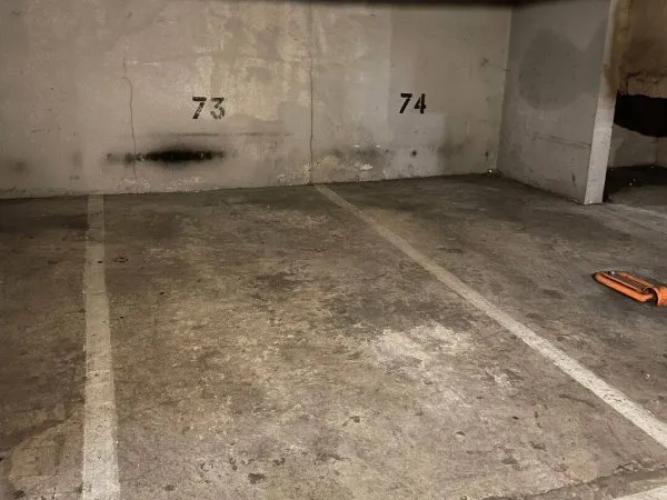 Parking 10 m²