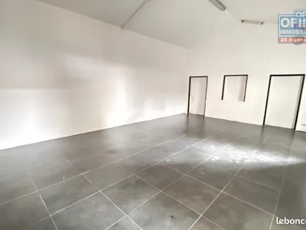 Local commercial 100 m²