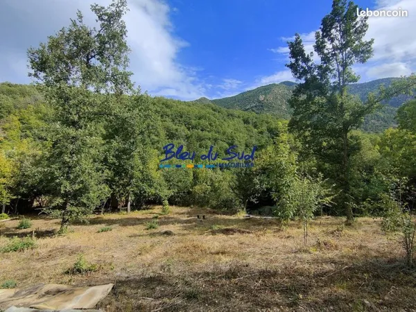 Terrain 1370 m² Clara-Villerach