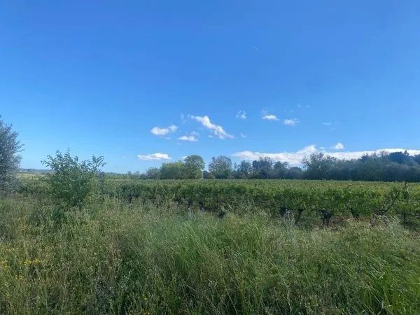 Terrain 450 m²