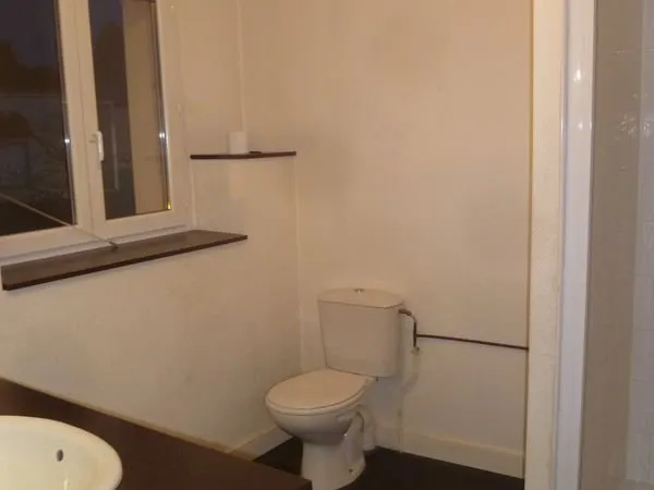 Location d'un appartement T 3 vide