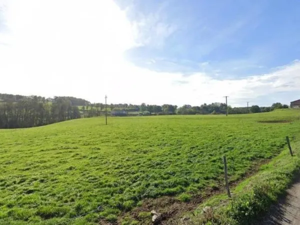 Terrain 935 m²