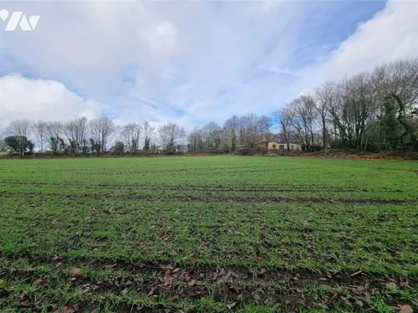 Terrain 2183 m²