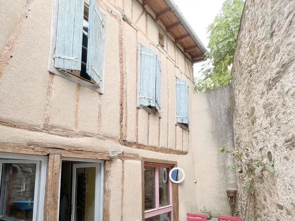 Grande Maison de village avec patio