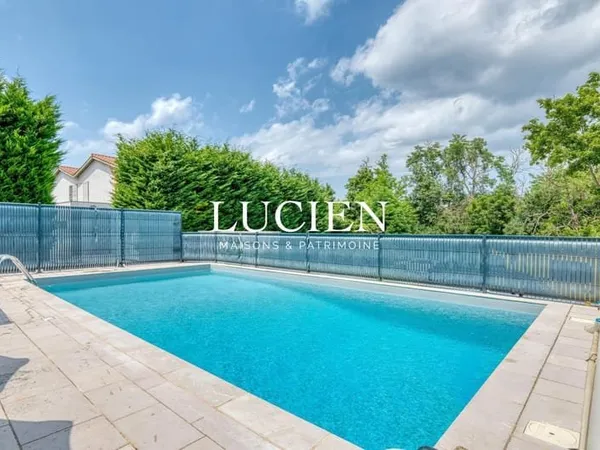 T2 d'exception avec terrasse & piscine privative - Champagne-au-Mont-d'Or