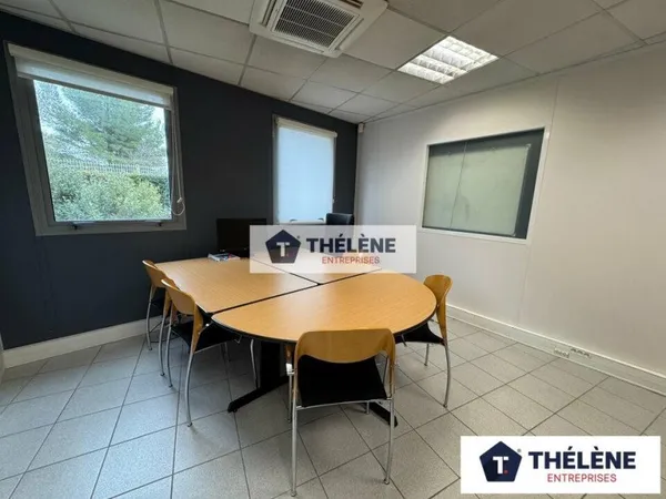 Bureaux 75 m²