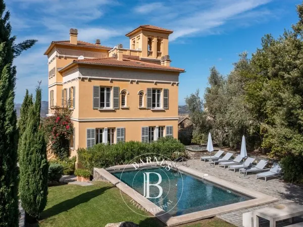 Oletta, Villa 7 chambres, Maison de maître, une dépendance, piscine chauffée, proche des plages