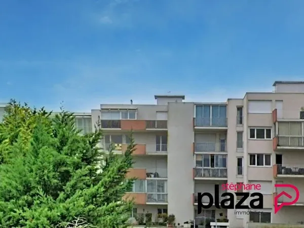 Appartement T2 à 500m du Marché Central