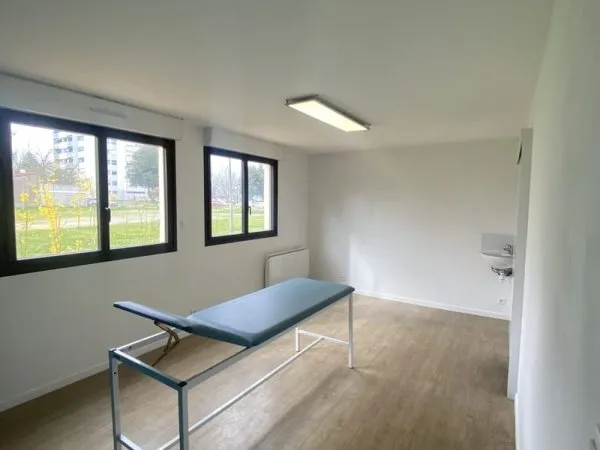 Local commercial 96 m²