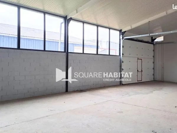 Local industriel 1 039 m²