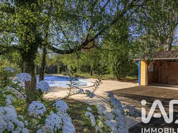 Maison 6 pièces 202 m²