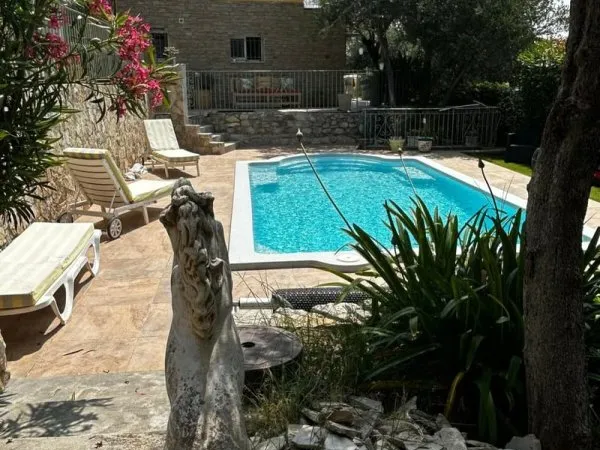 Maison 4 pièces avec terrain de 680 m2