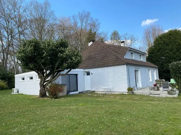 Maison 6 pièces 178 m²