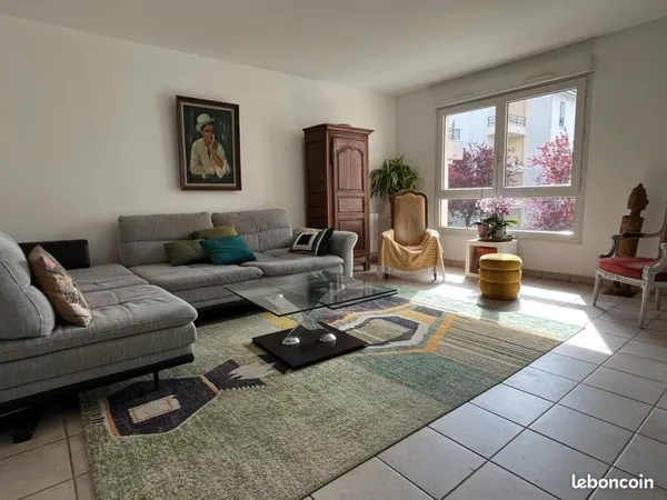 Duplex Bry-sur-Marne 115 m2 centre- ville au calme