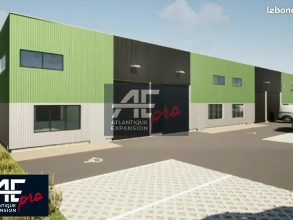 LOCAL D'ACTIVITE 150 m² SAINT-MALO-DE-GUERSAC