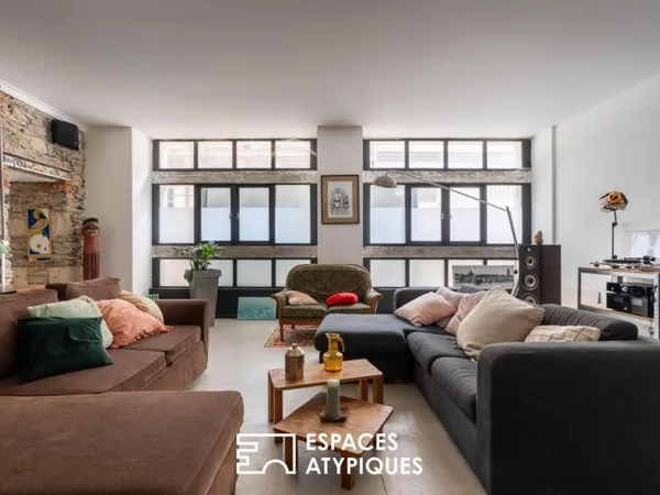 Refuge Urbain : Loft en Pierre et Acier au Coeur de Nantes