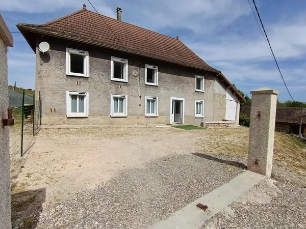 Maison en location - tranquillité et nature garanties
