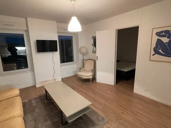 Appartement t2 meuble neuf vendome centre