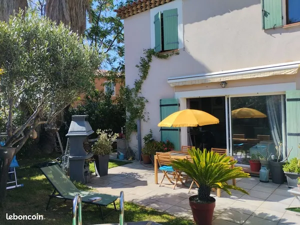À 5 min des plages, maison lumineuse avec jardin arboré au calme