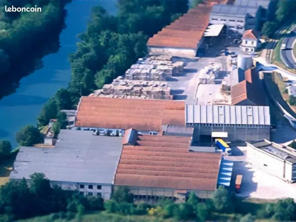 30 000 m2 de locaux disponibles ou usine complète