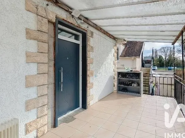 Maison 16 pièces 280 m²