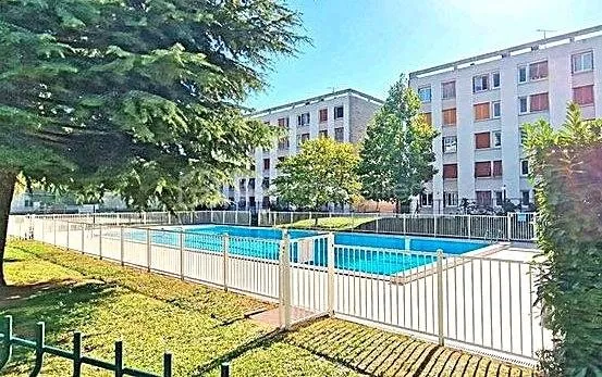 Appartement 5 pièces 100 m²
