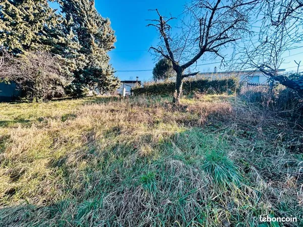 Terrain 600 m² CLERMONT FERRAND