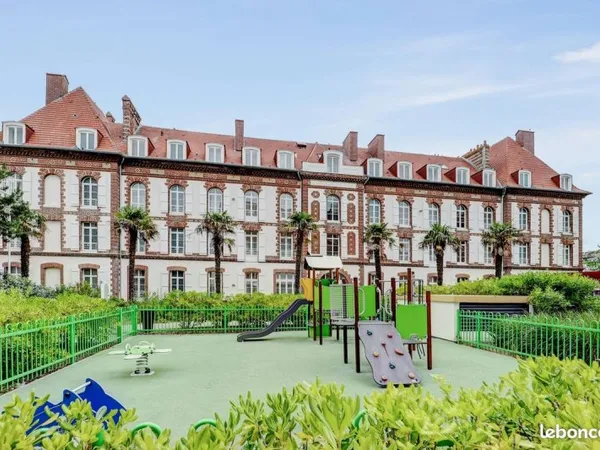 LMNP Premium - T2 Bâtiment des Douanes | Deauville Quai de la Touques | Bail 2036