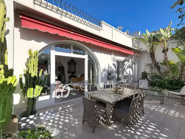 Appartement 3 pièces 103 m²