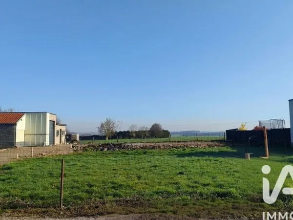 Terrain 1050 m²