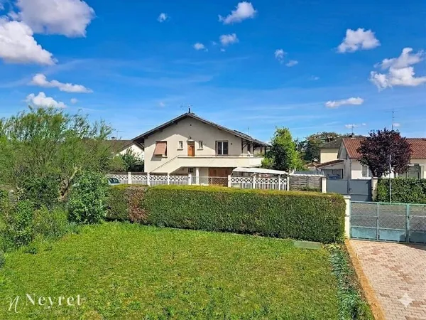 Maison 5 pièces 201 m²