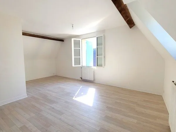 CHARTRES (28) - Appartement - 1 pièce - 37 m²