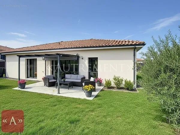 Pavillon T4 récent de plain-pied, clés en main