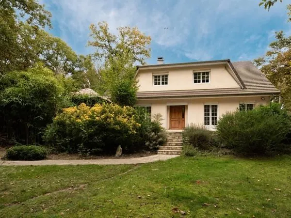 Maison 7 pièces 192 m²