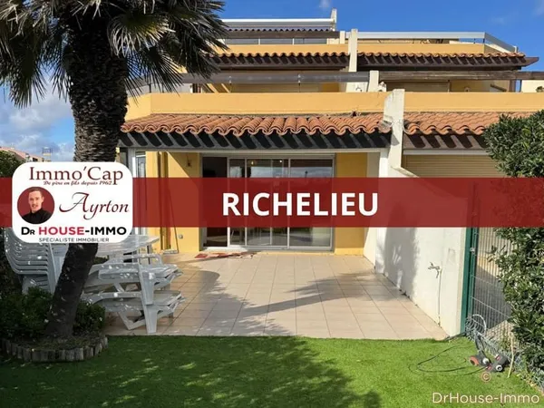 Appartement en rez de jardin en 1 ere ligne